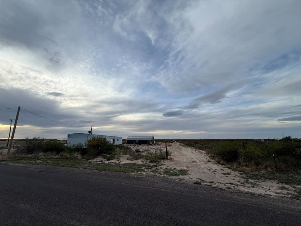 6.15 acres in Pecos County gallery image 2