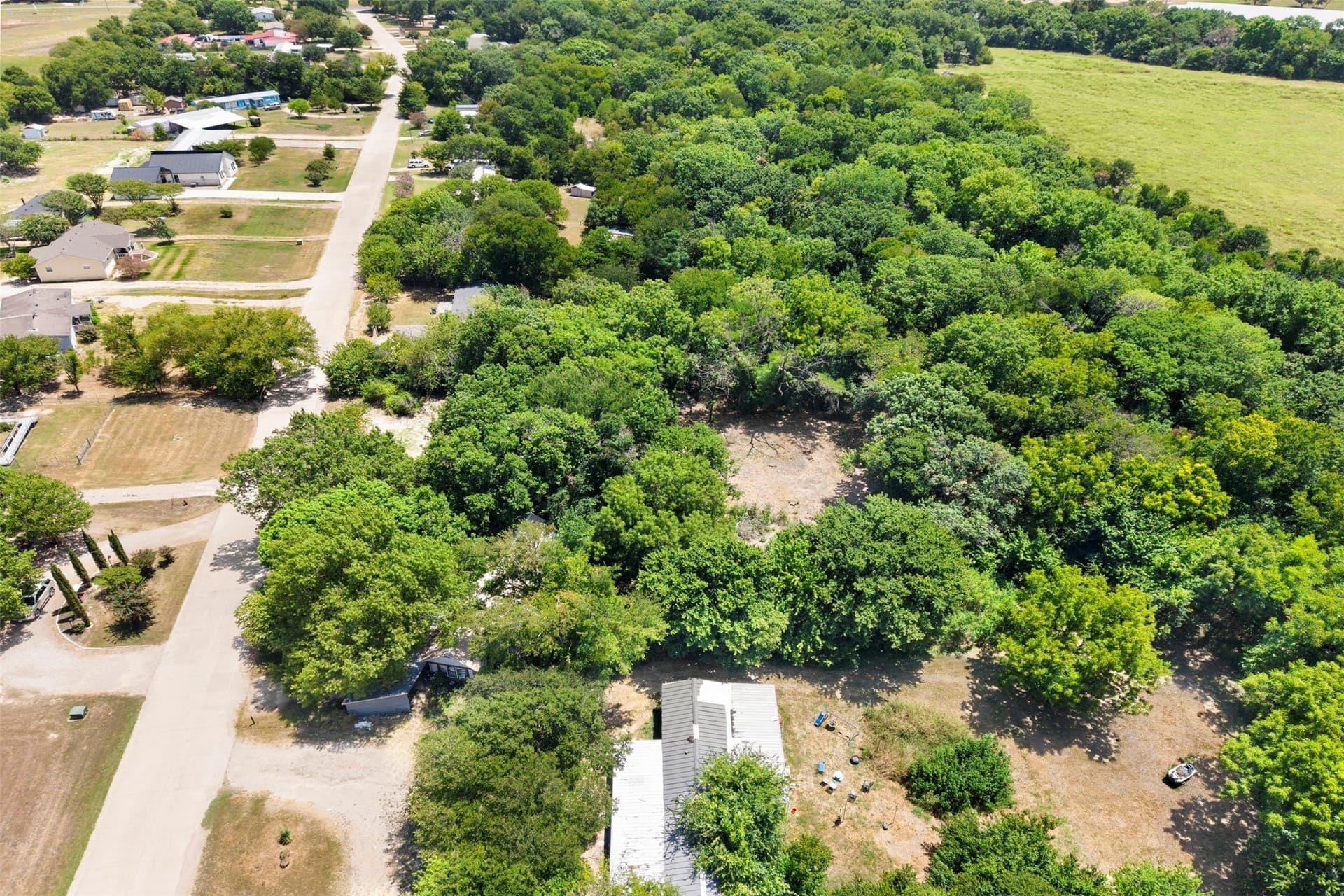 0.88 acres in Ellis County - photo 19