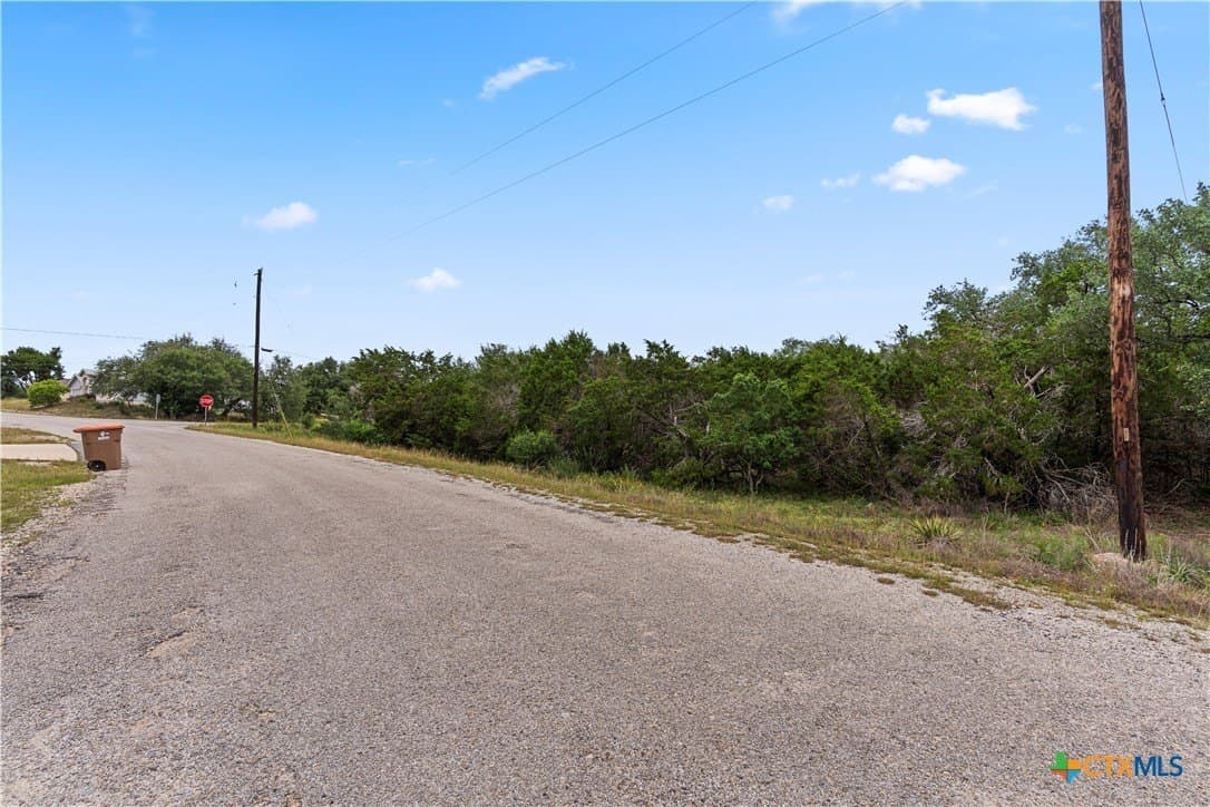 1 acres in Comal County - photo 3