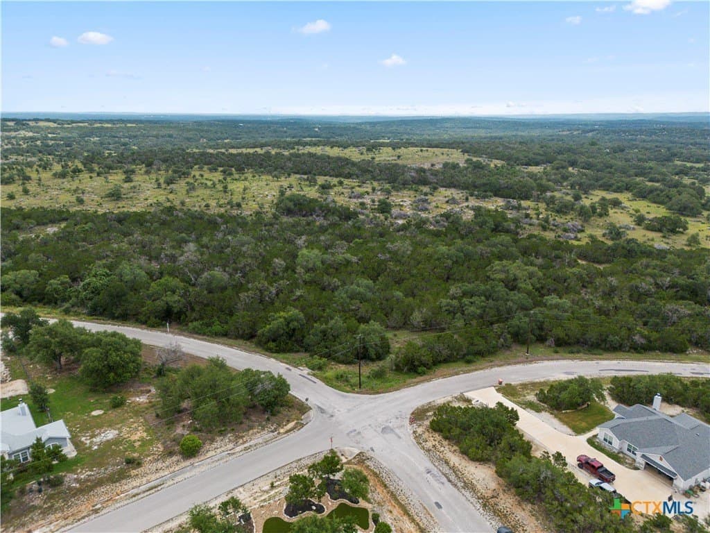 1 acres in Comal County - photo 5