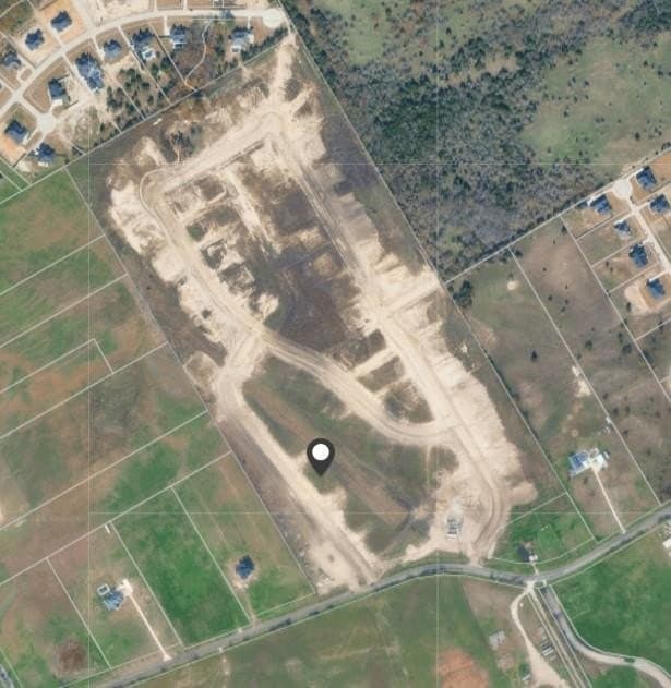 1 acres in Ellis County