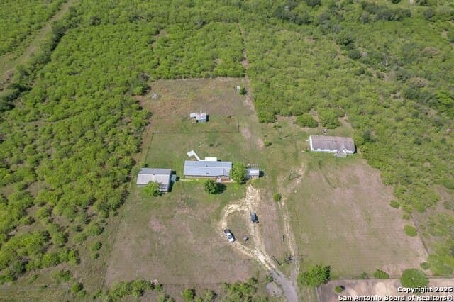 10.4 acres in Caldwell County gallery image 2
