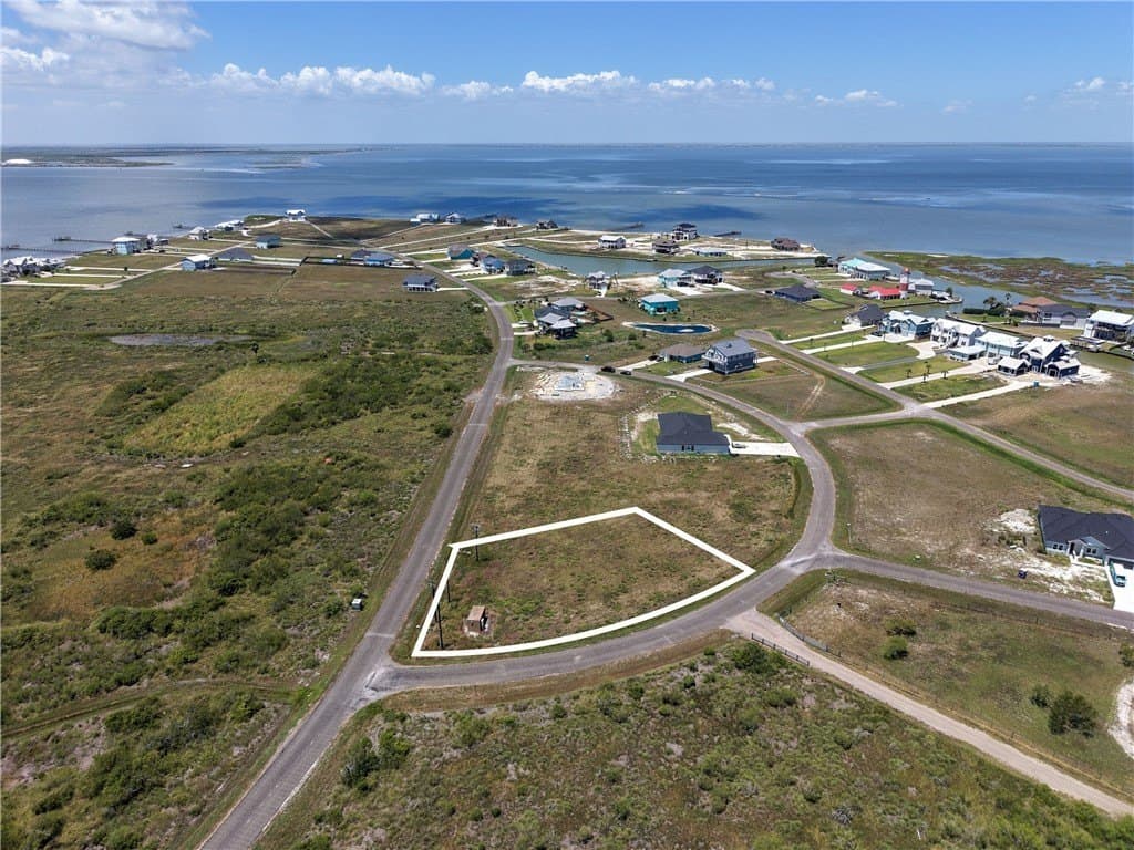 0.57 acres in Aransas County - photo 2