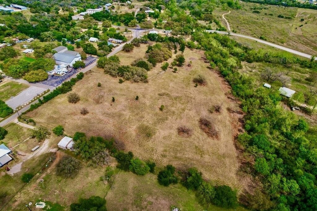 11.78 acres in Burnet County gallery image 3