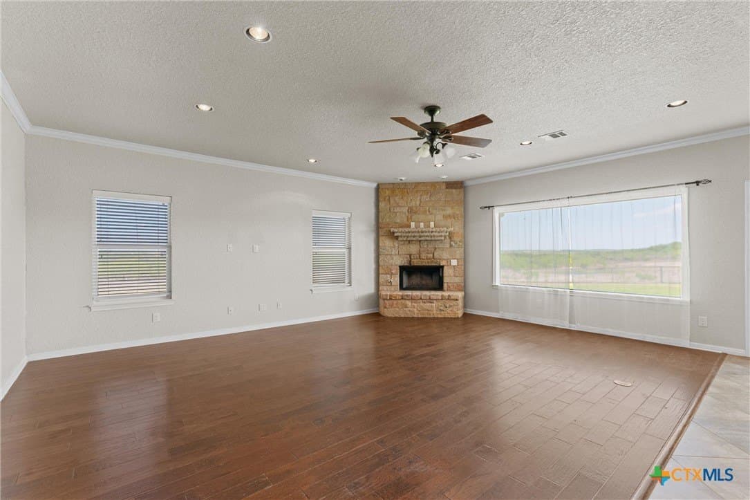 46.88 acres in Williamson County - photo 9