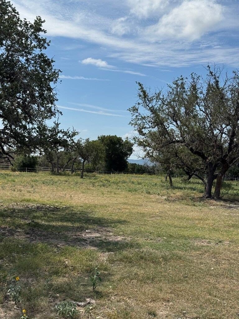 22.55 acres in Bandera County - photo 11