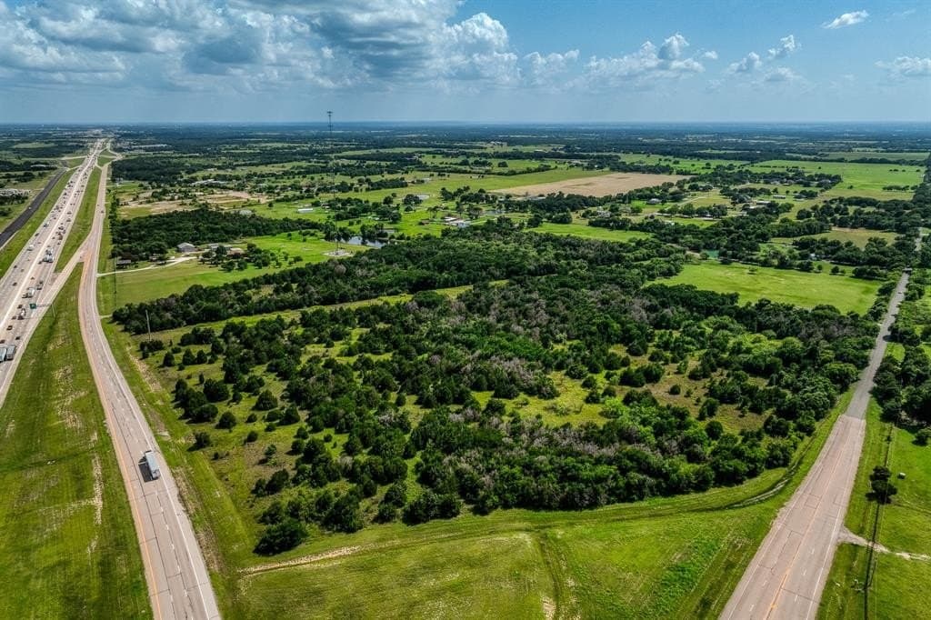 29.77 acres in McLennan County
