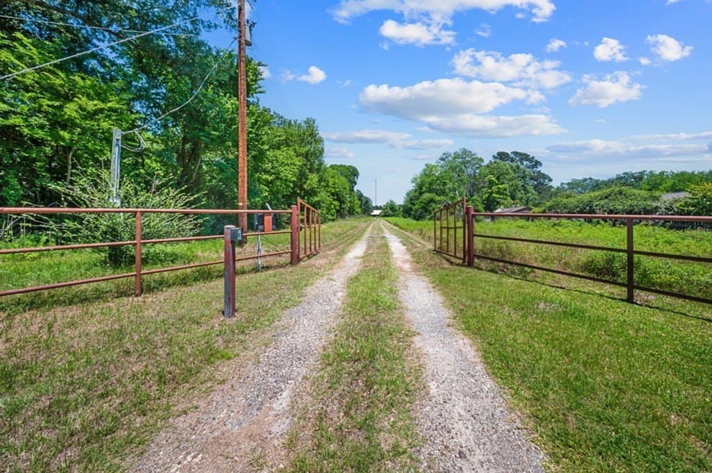 11.95 acres in Texas County gallery image 3
