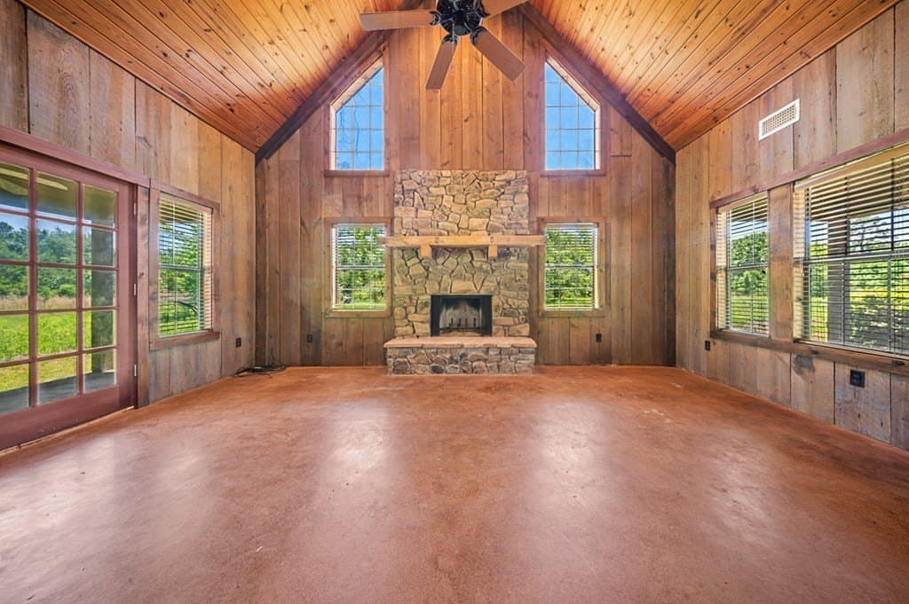 11.95 acres in Texas County gallery image 4