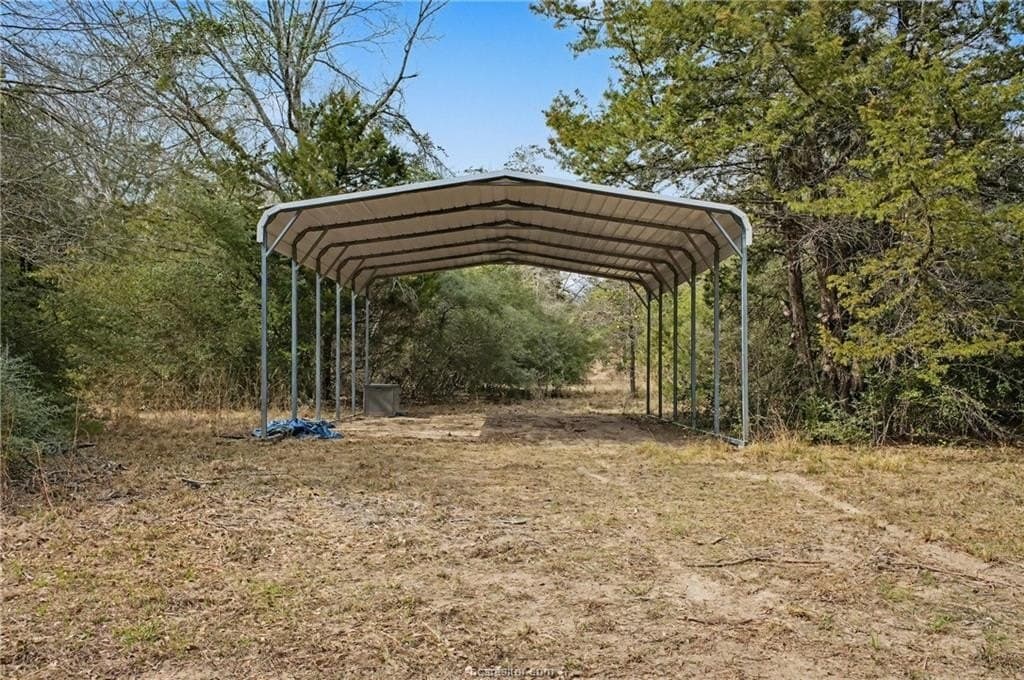 7.9 acres in Robertson County - photo 8