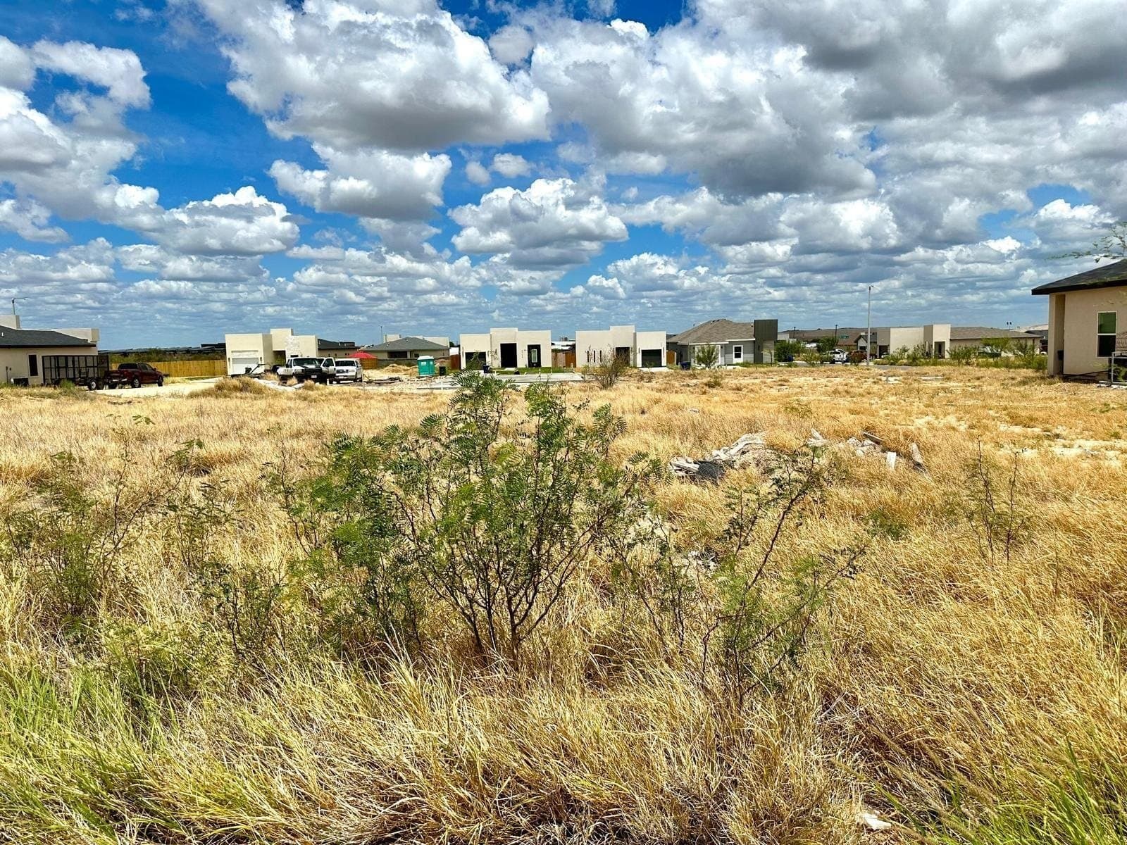 0.11 acres in Webb County gallery image 2