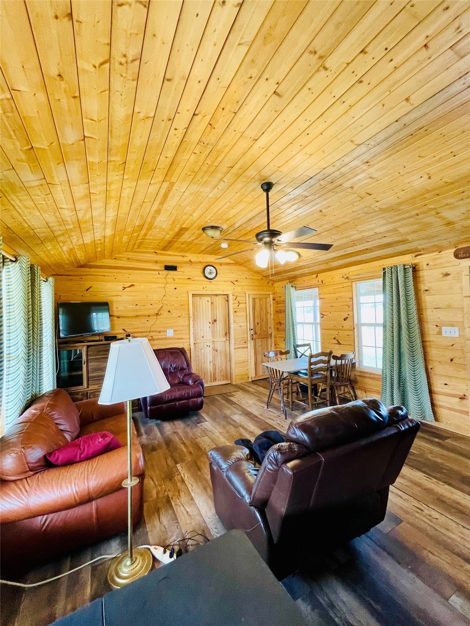 14.93 acres in Hill County - photo 14