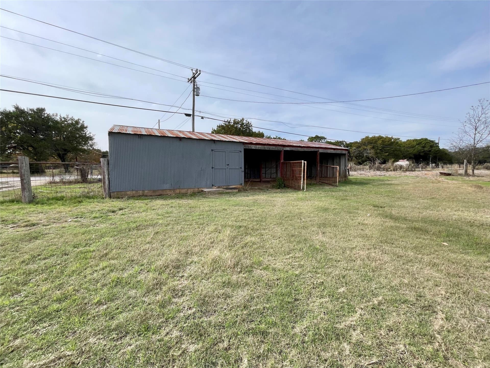 14.93 acres in Hill County - photo 33