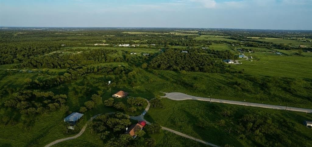 2.01 acres in Parker County gallery image 3