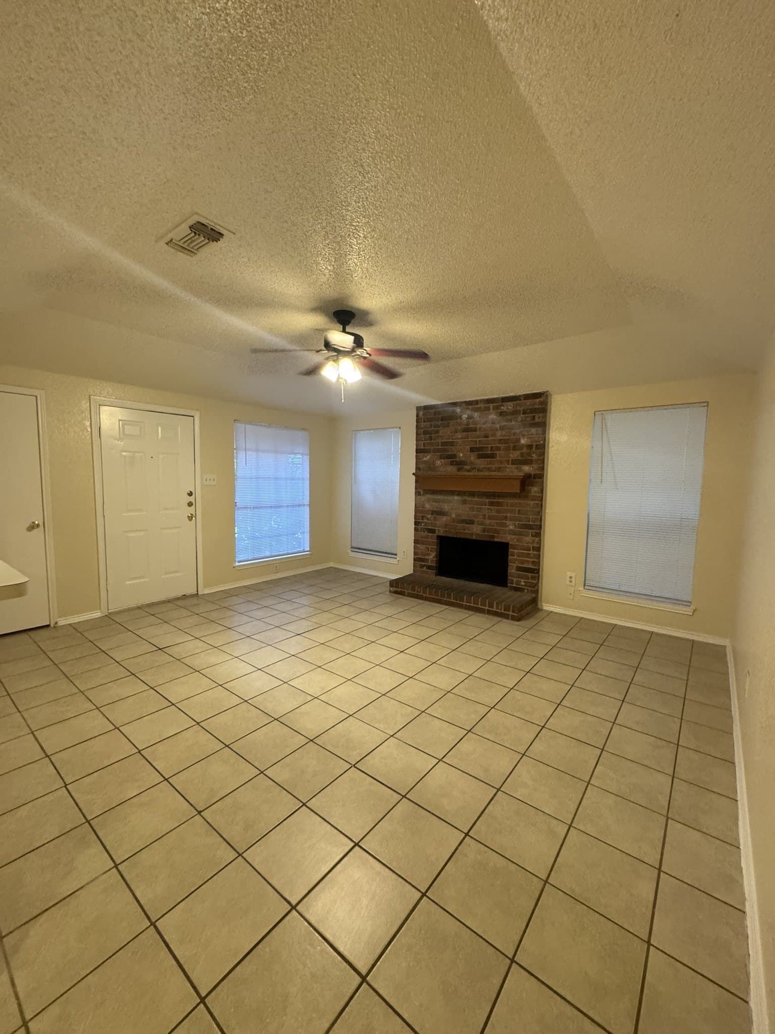 134 acres in Tarrant County - photo 2