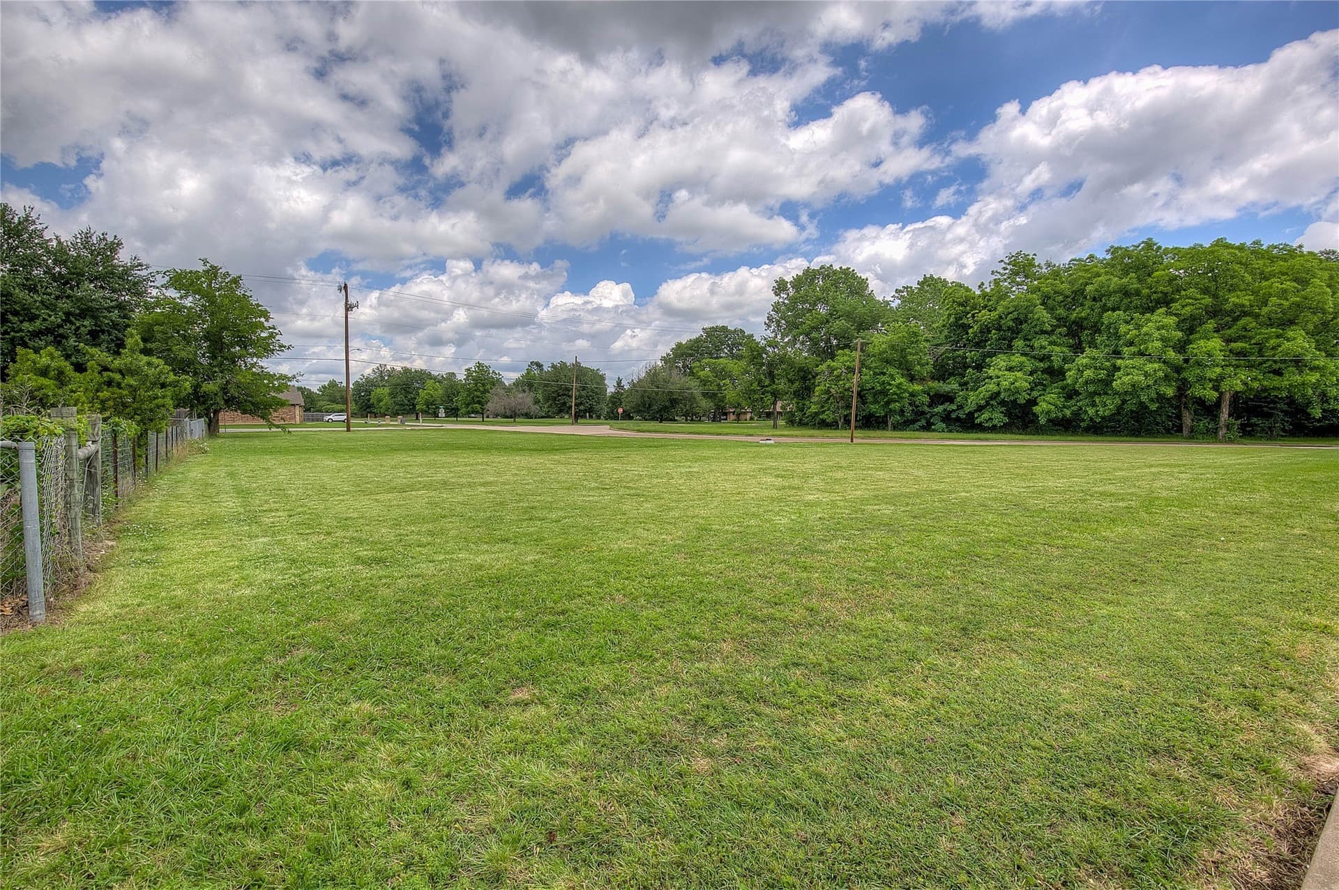 0.3 acres in Hunt County - photo 10