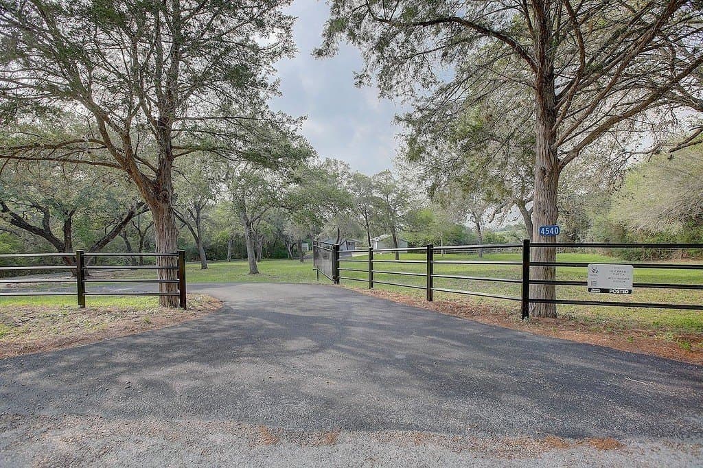 19.06 acres in Fayette County gallery image 4