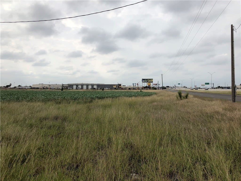 15.07 acres in Nueces County - photo 6