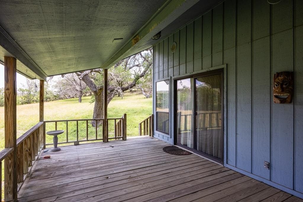 10 acres in Kerr County - photo 8