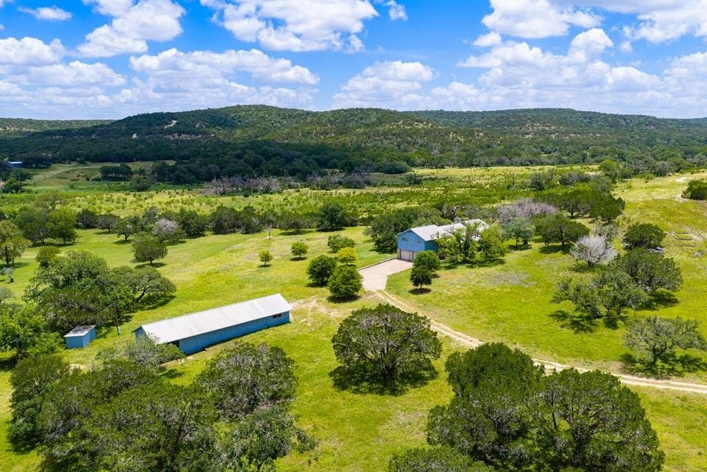 10 acres in Kerr County - photo 47
