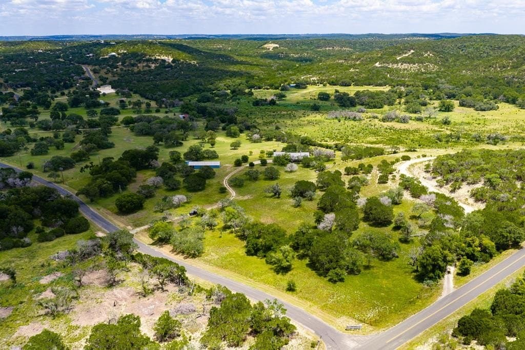 10 acres in Kerr County - photo 17