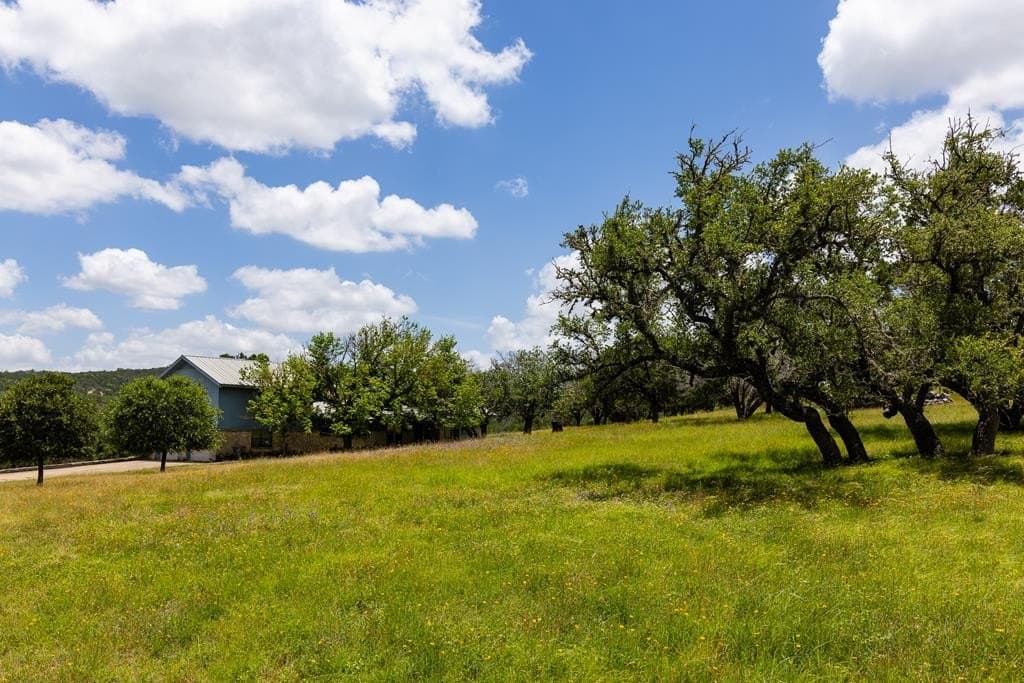 10 acres in Kerr County - photo 25