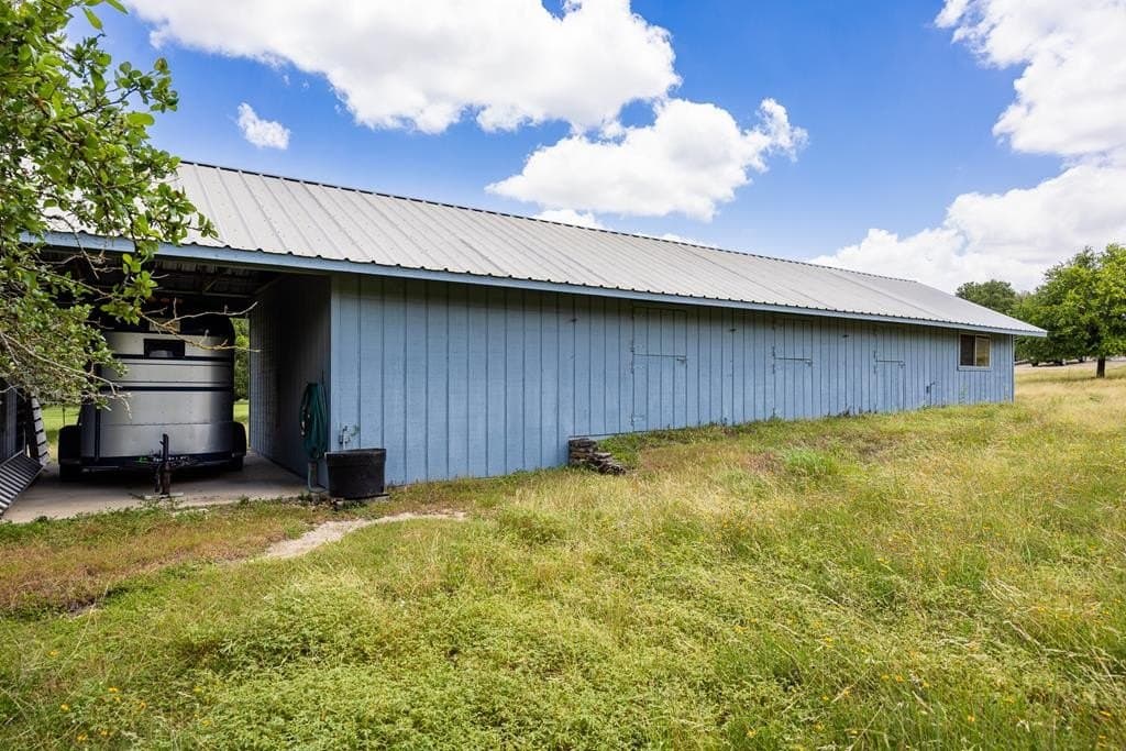 10 acres in Kerr County - photo 16