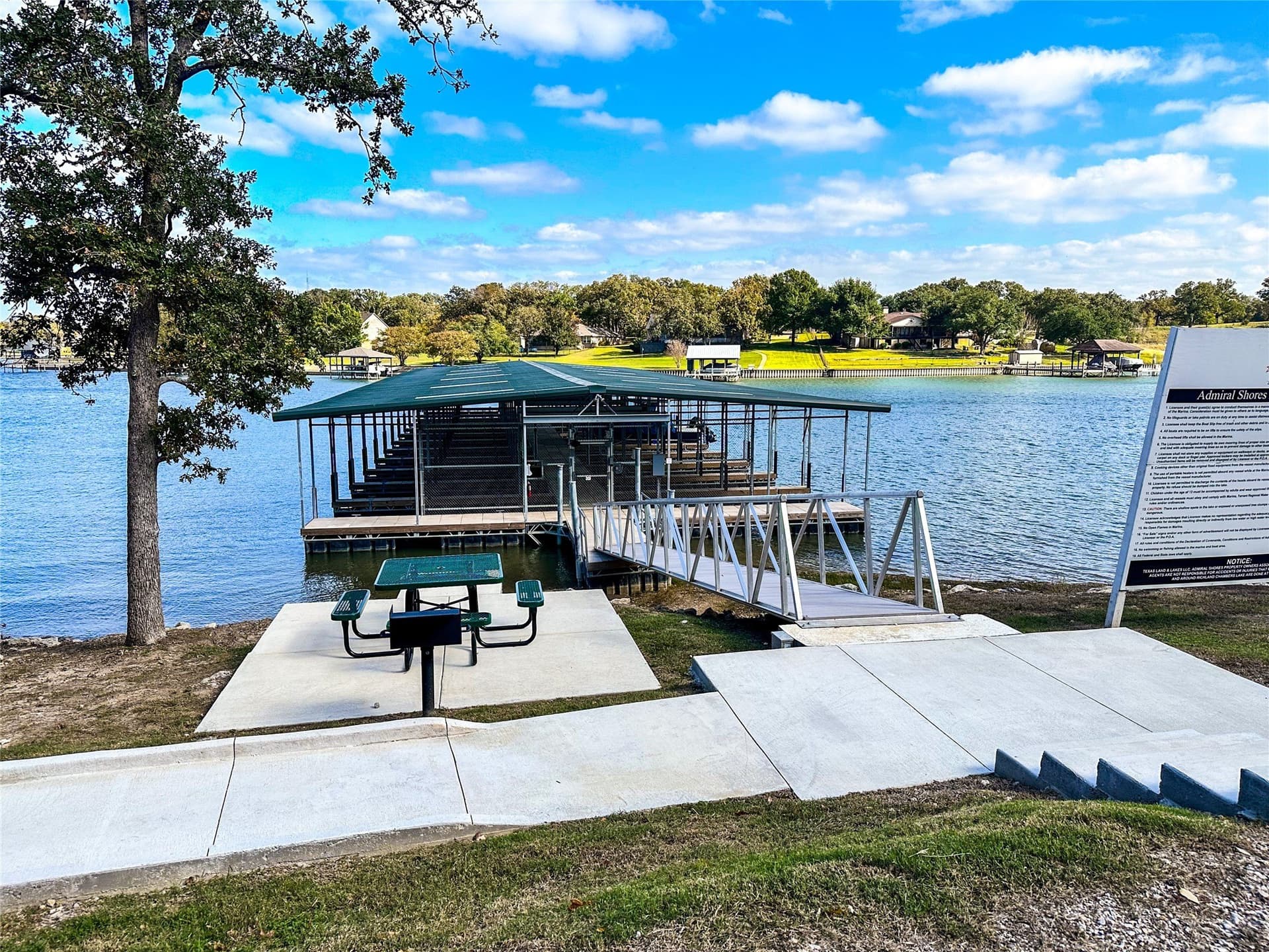 1.01 acres in Navarro County - photo 38