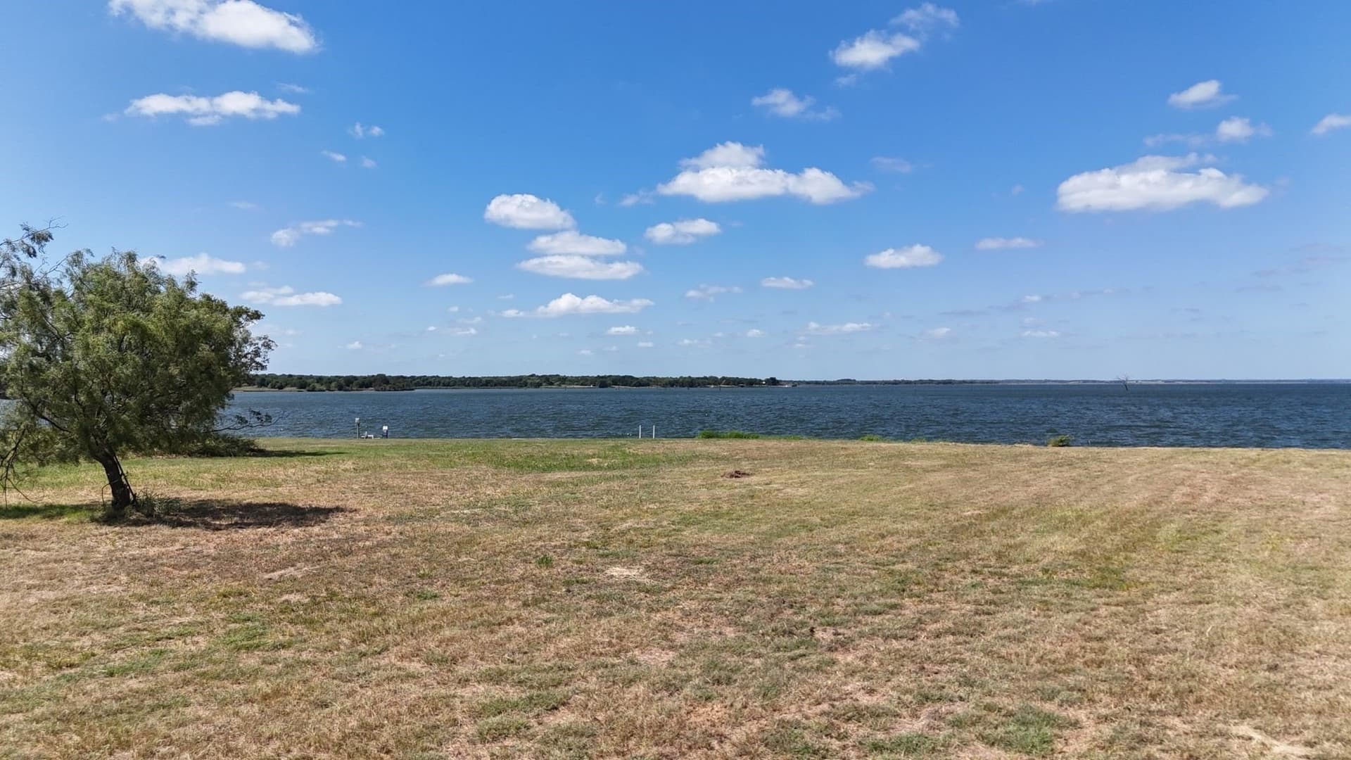 1.01 acres in Navarro County - photo 8