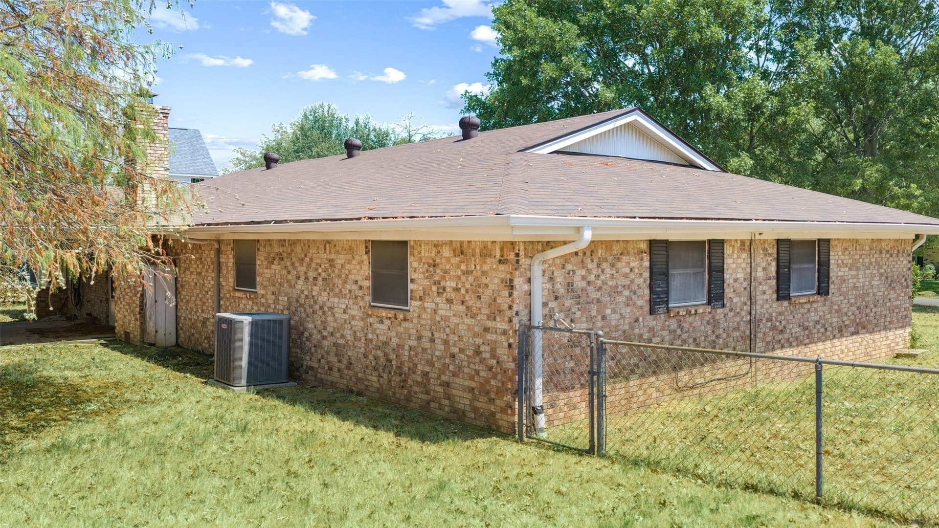 0.6 acres in Tarrant County - photo 5