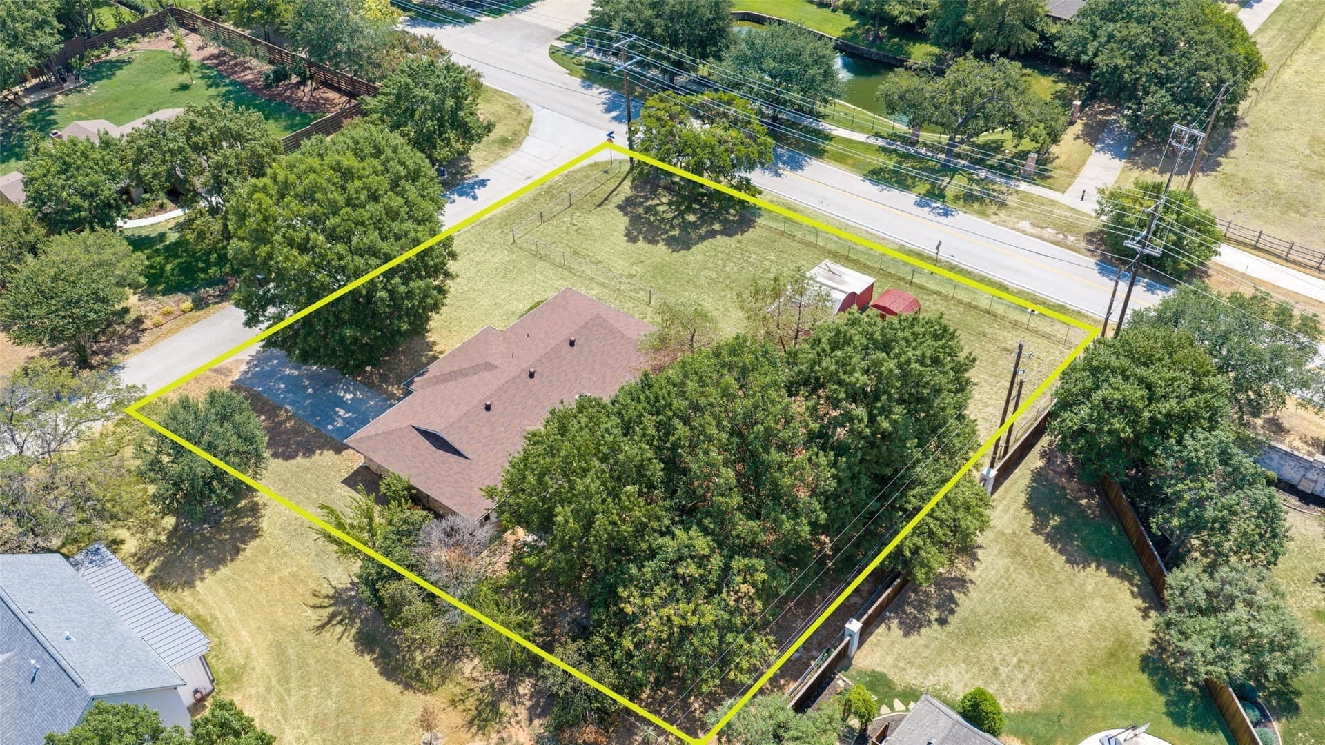 0.6 acres in Tarrant County