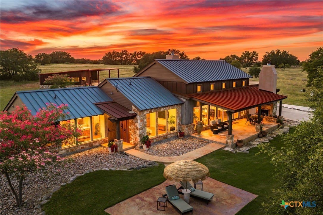 97.92 acres in Burnet County