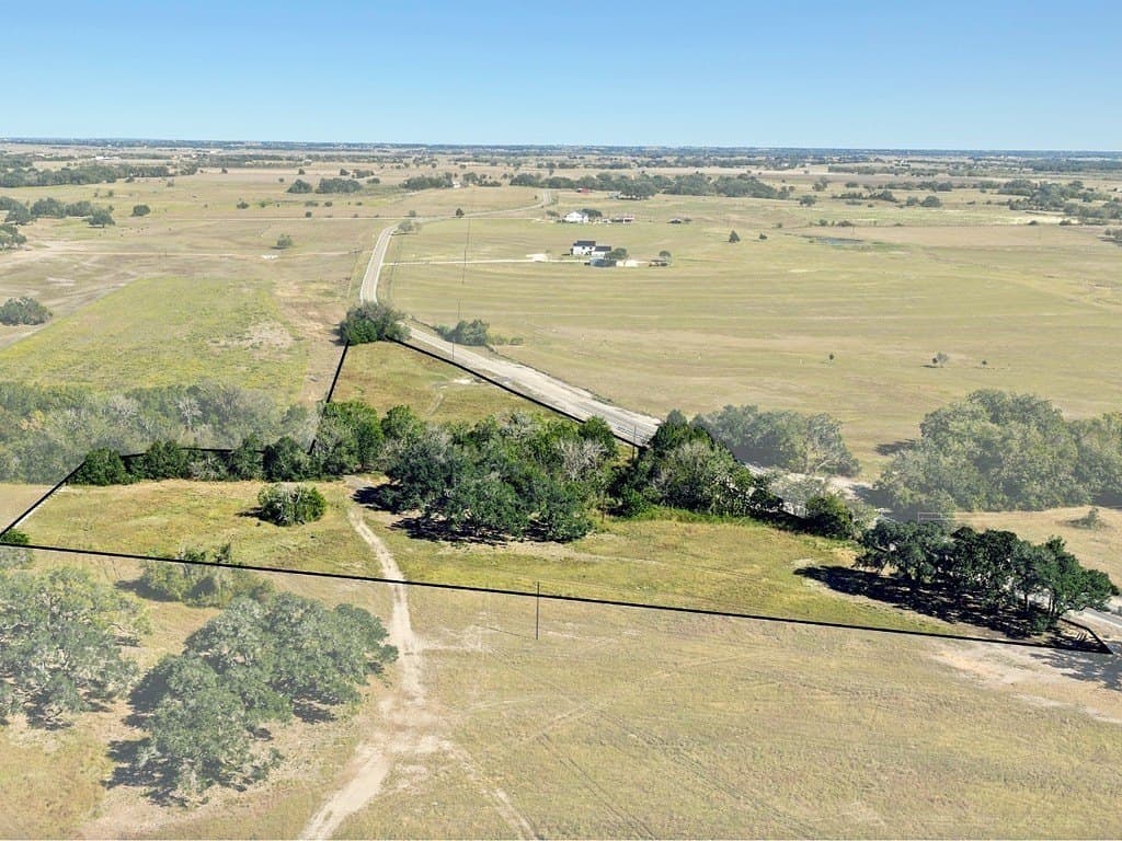 7.65 acres in Fayette County - photo 16
