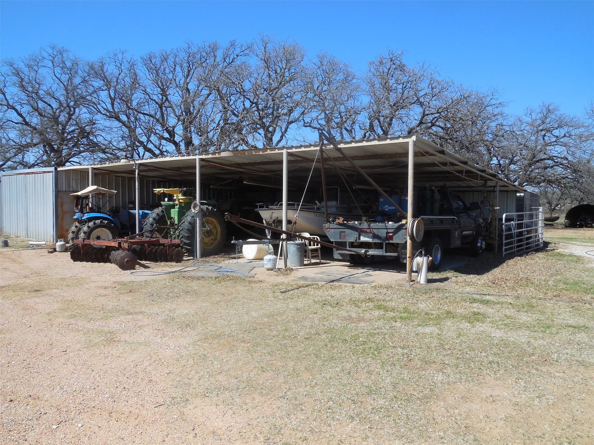 165.12 acres in Eastland County - photo 24
