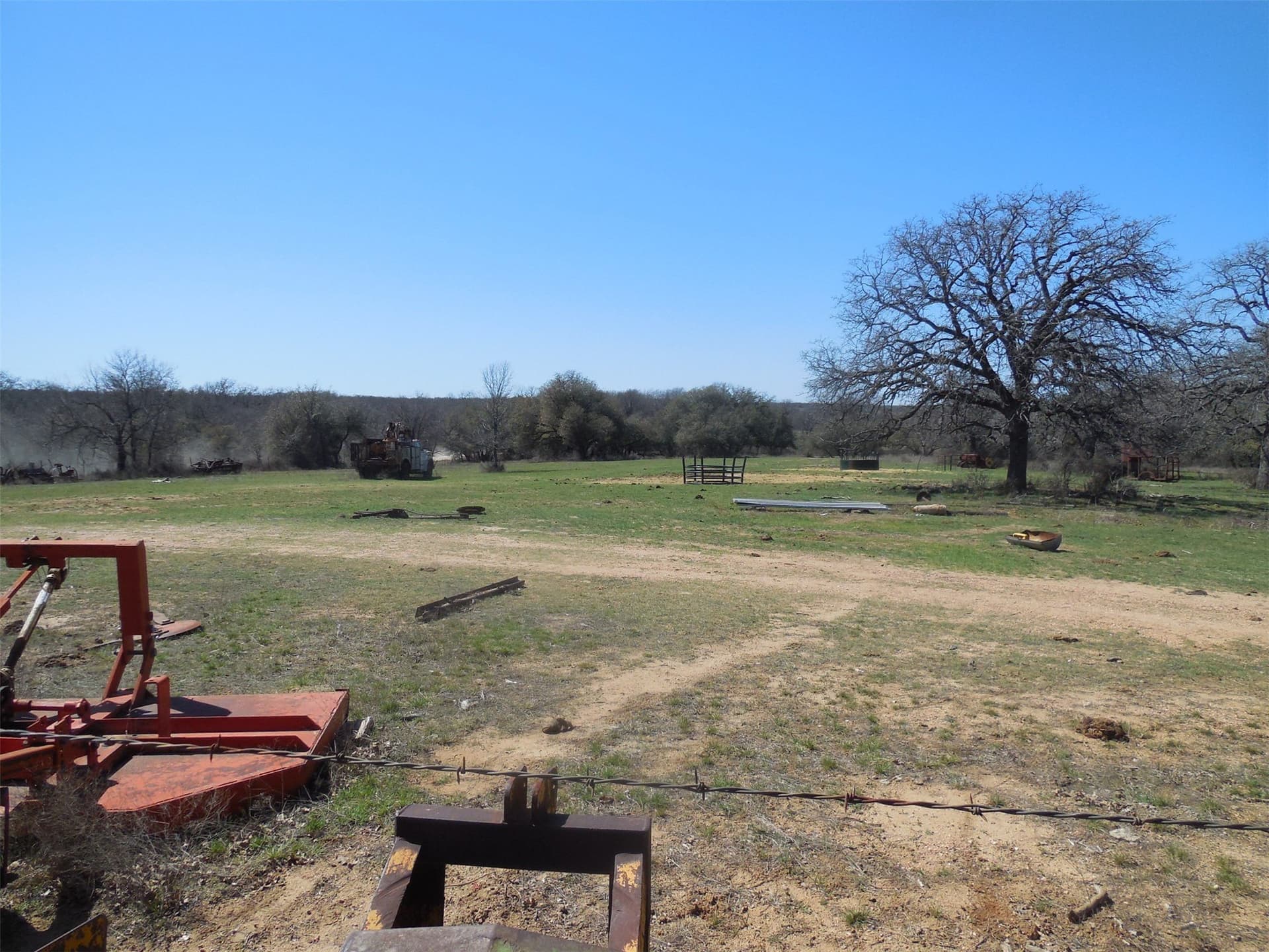 165.12 acres in Eastland County - photo 28