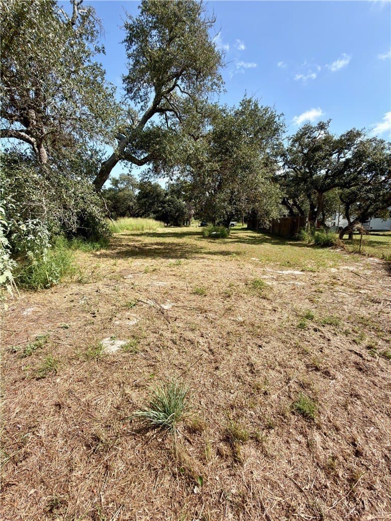 0.5 acres in Aransas County - photo 4