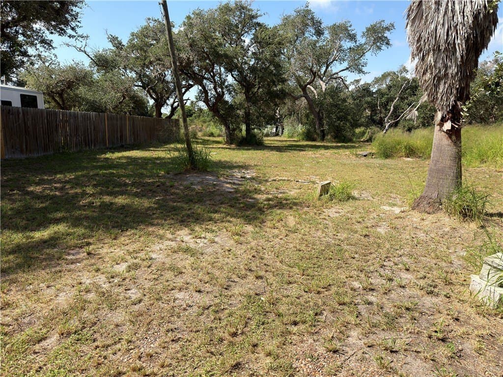 0.5 acres in Aransas County - photo 6
