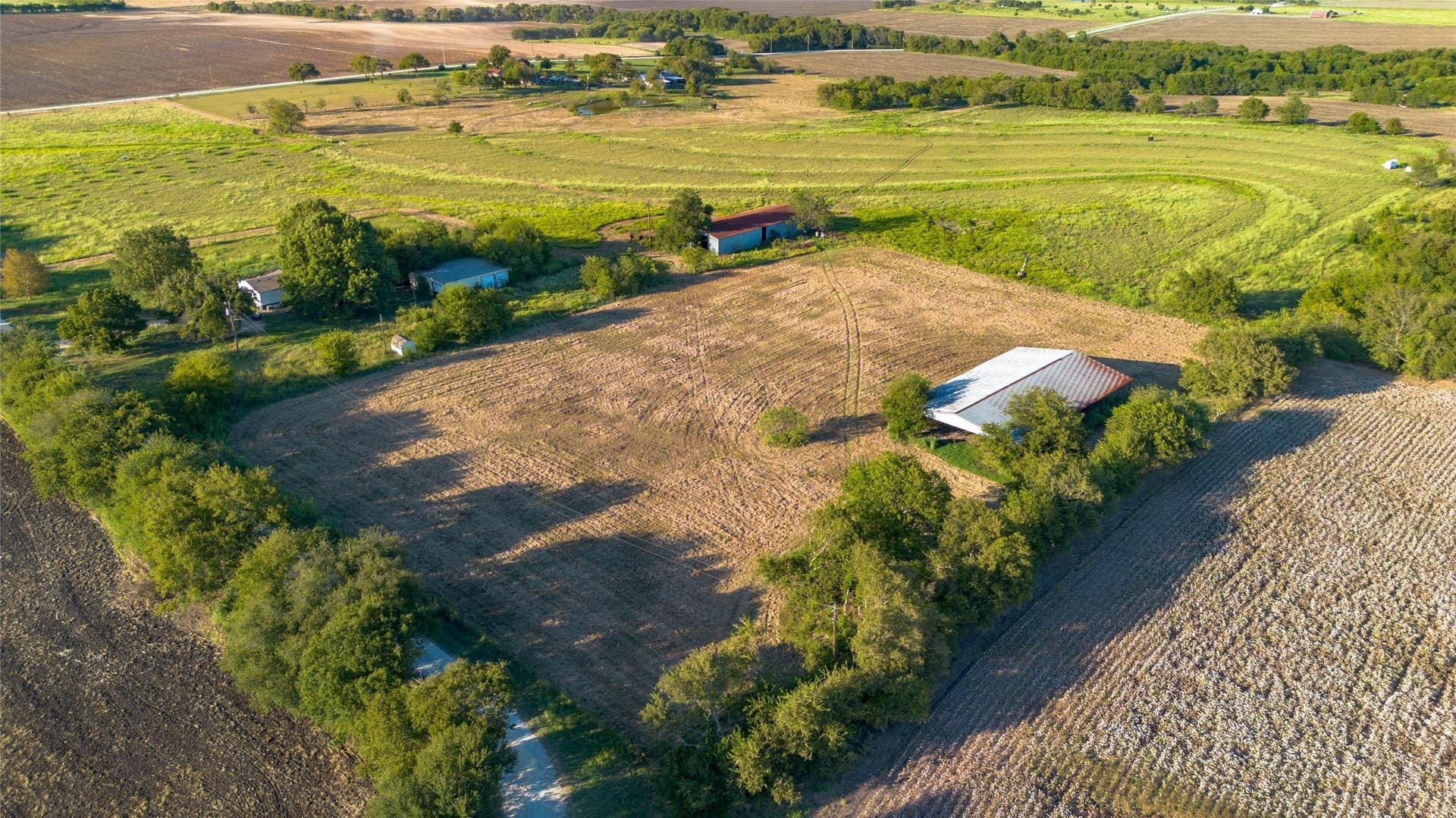 5.25 acres in Hill County - photo 4
