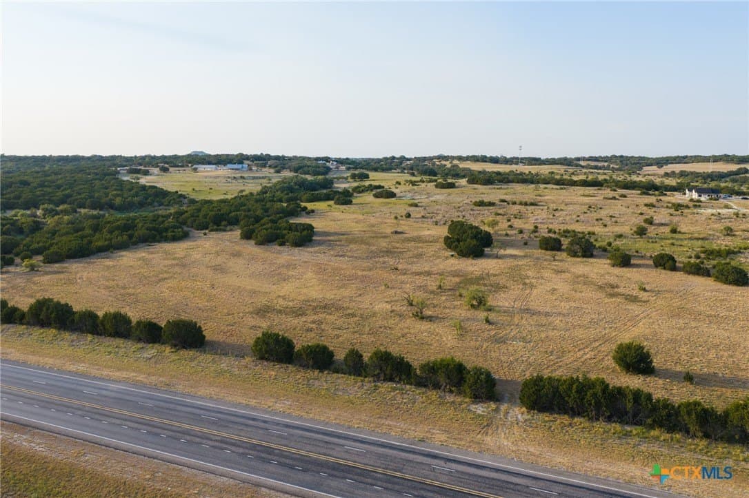 10 acres in Lampasas County - photo 4