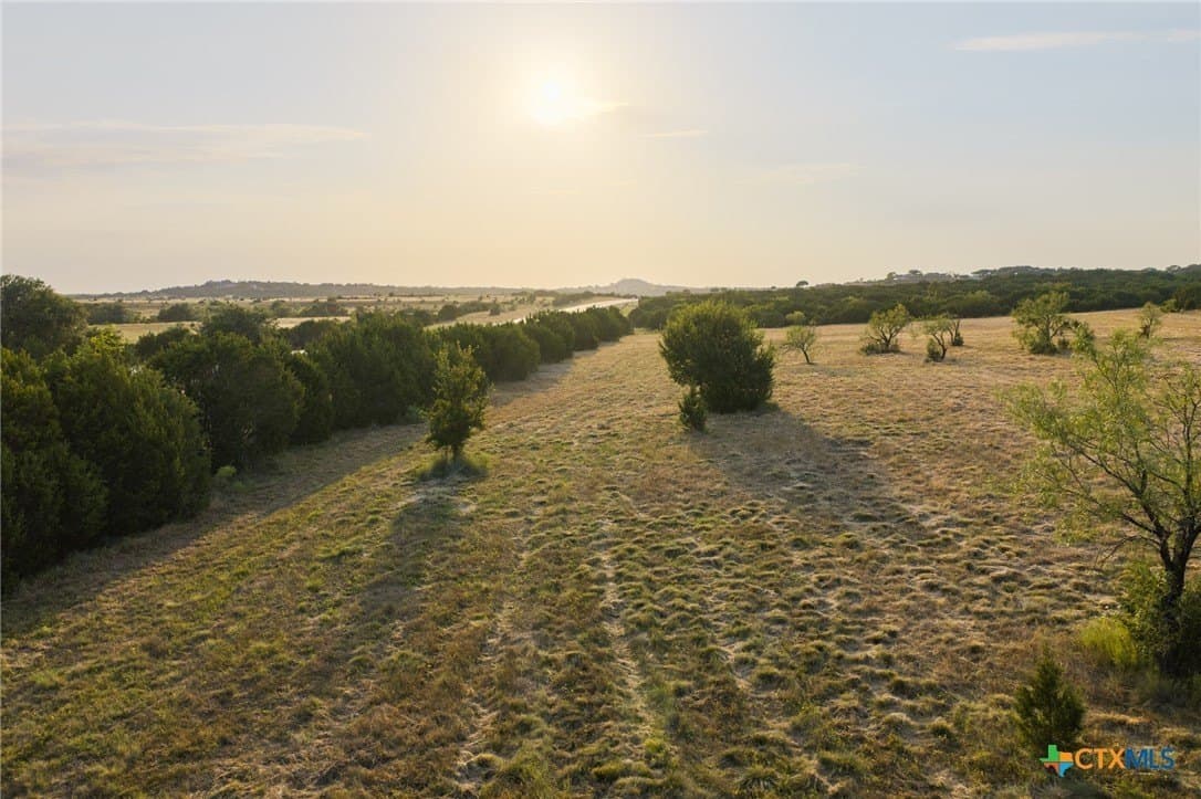 10 acres in Lampasas County - photo 2