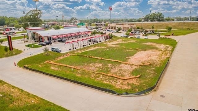 0.53 acres in Smith County - photo 17