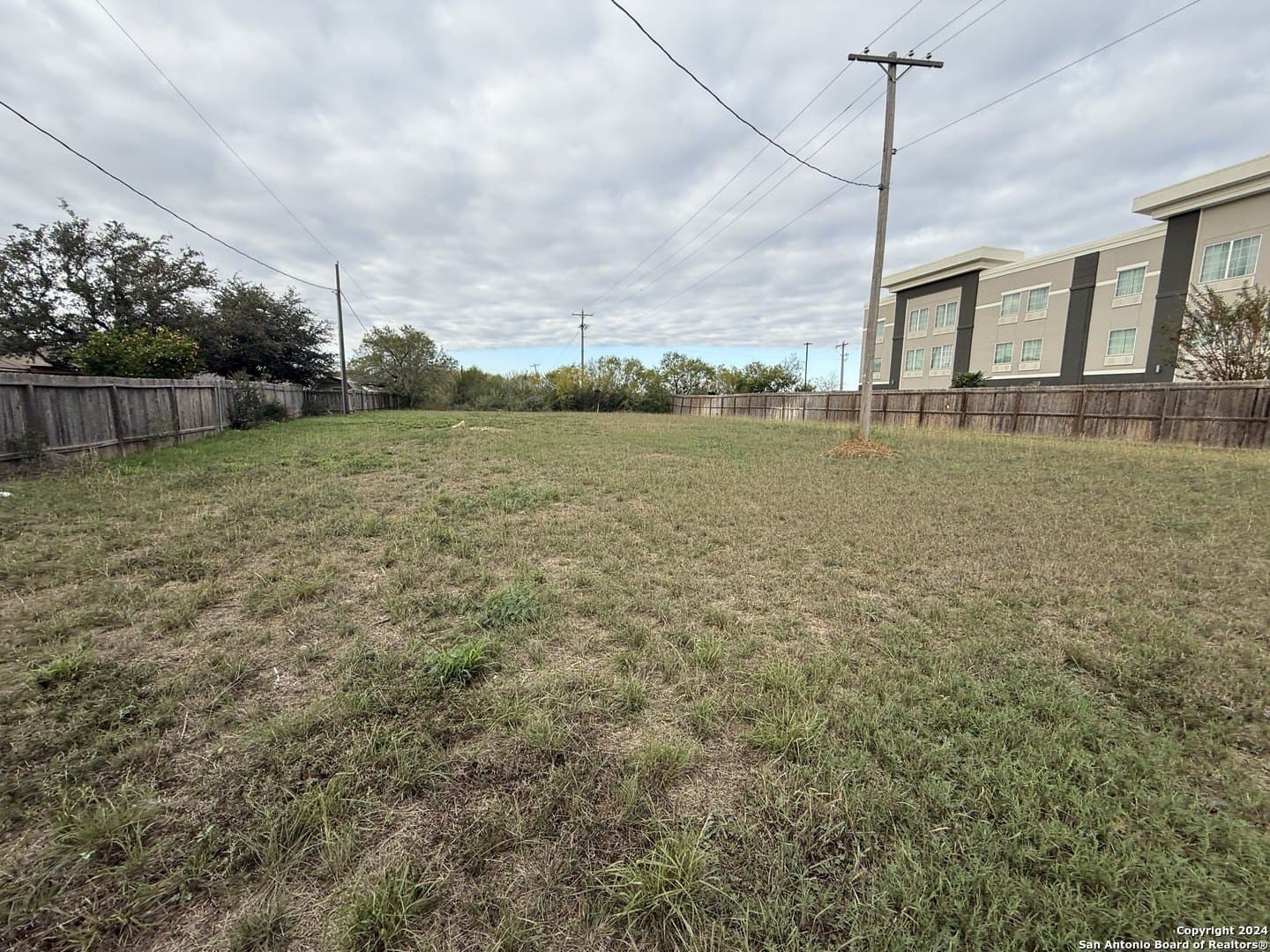 0.73 acres in Atascosa County - photo 9