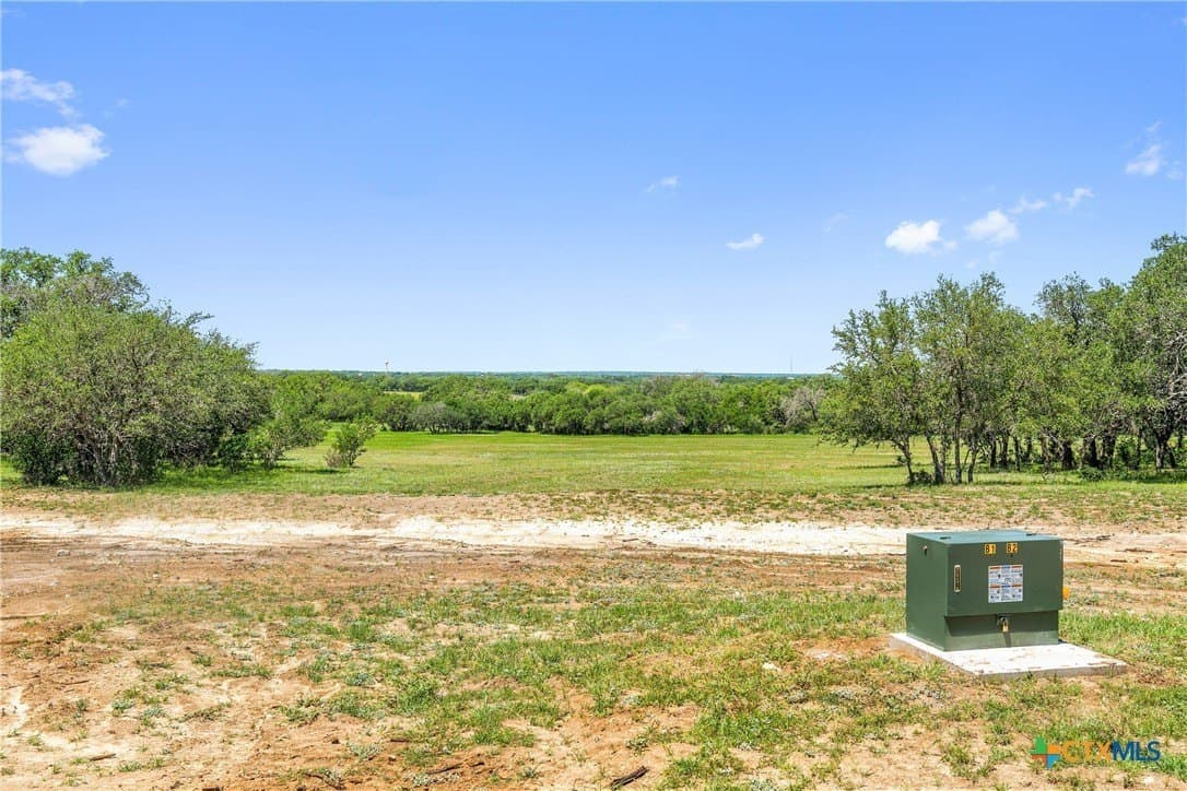 10.04 acres in Blanco County gallery image 3