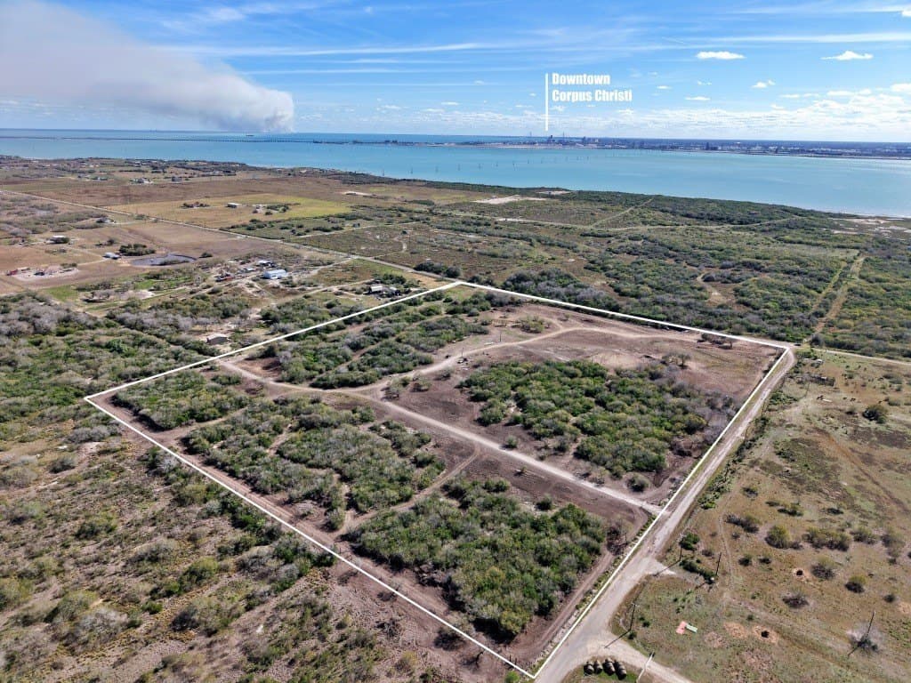 29.99 acres in San Patricio County - photo 5