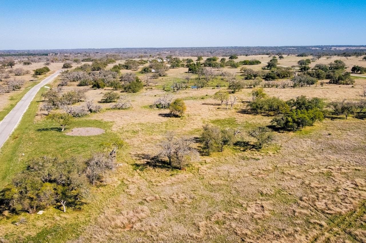 5.6 acres in Gillespie County