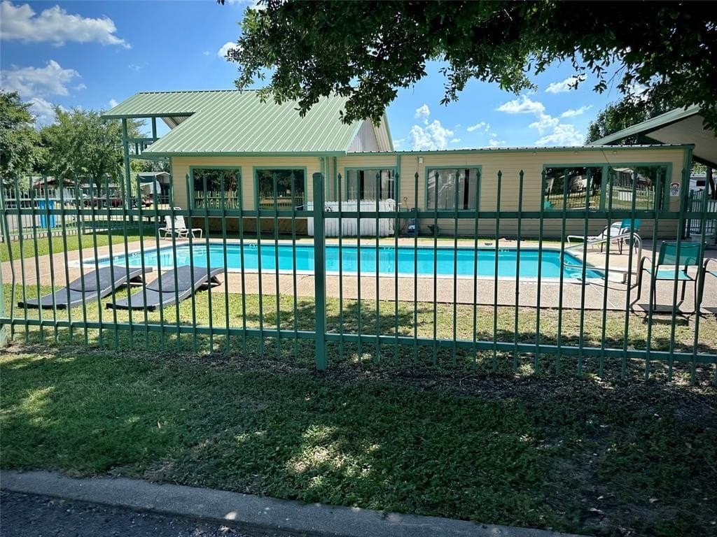 0.1 acres in Navarro County featured view