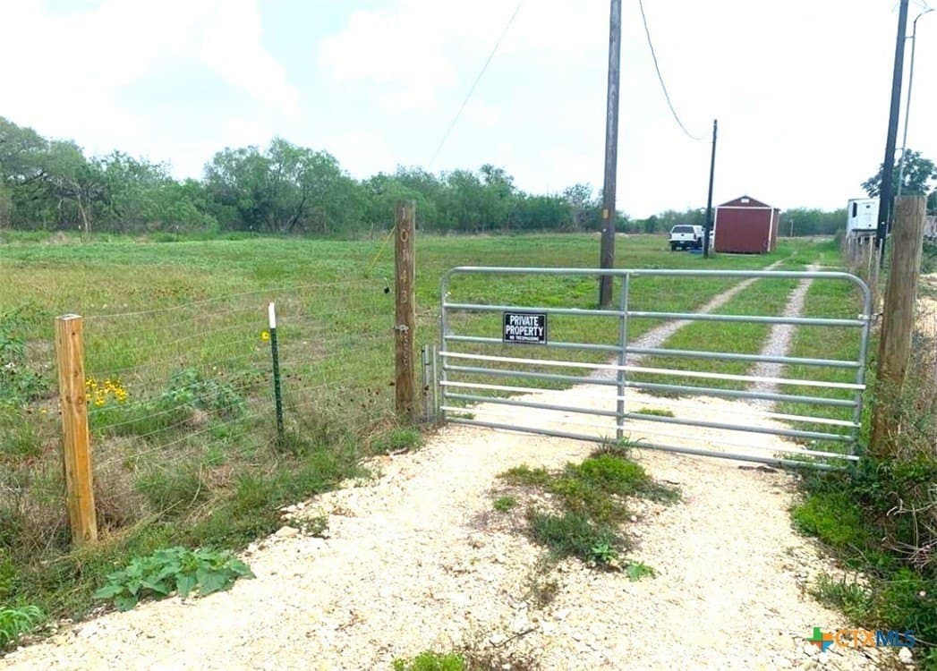 1.08 acres in Goliad County