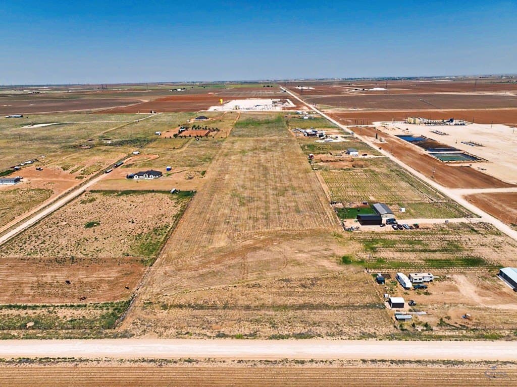 10.95 acres in Martin County gallery image 2