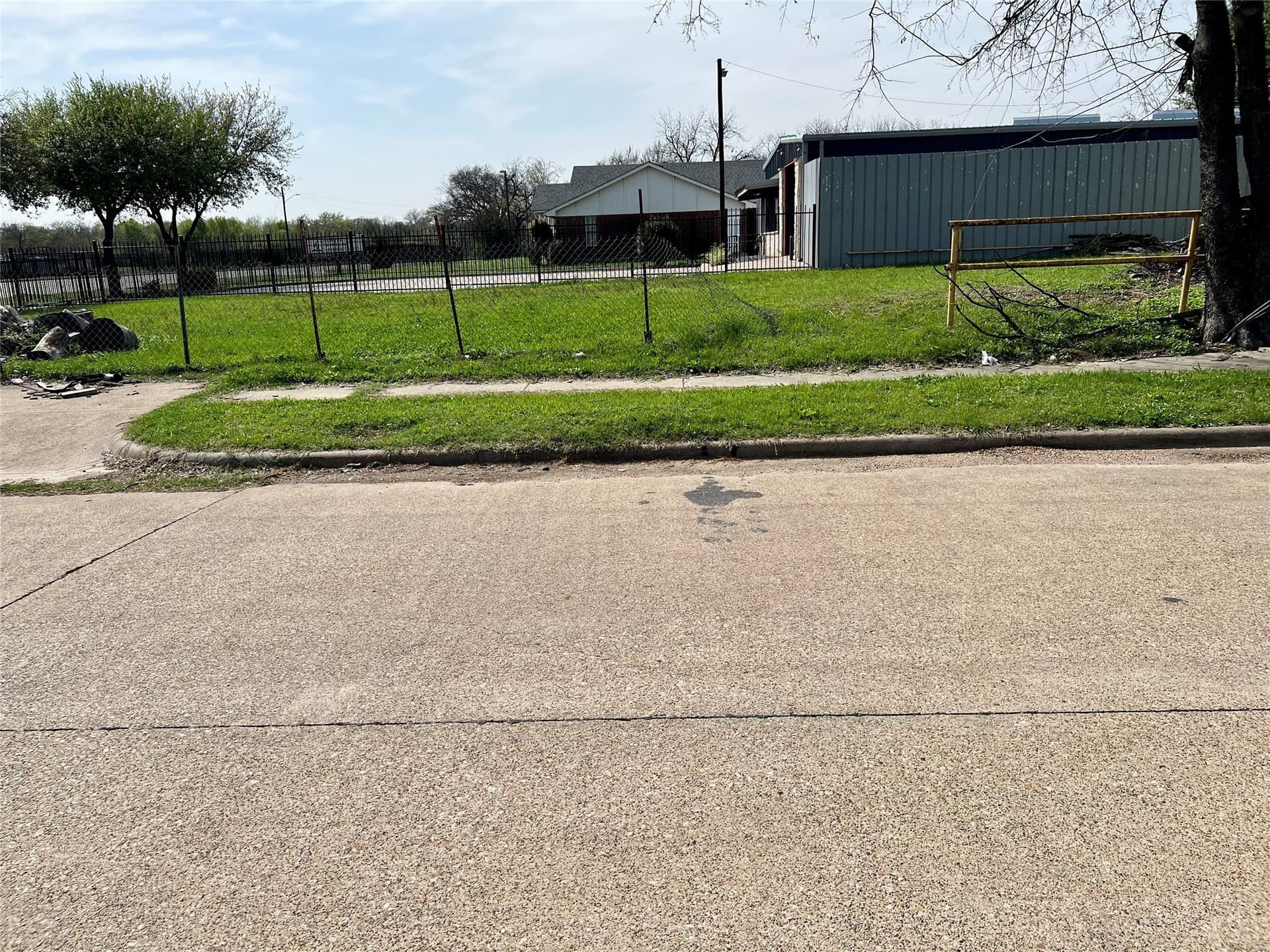 0.23 acres in Dallas County featured view