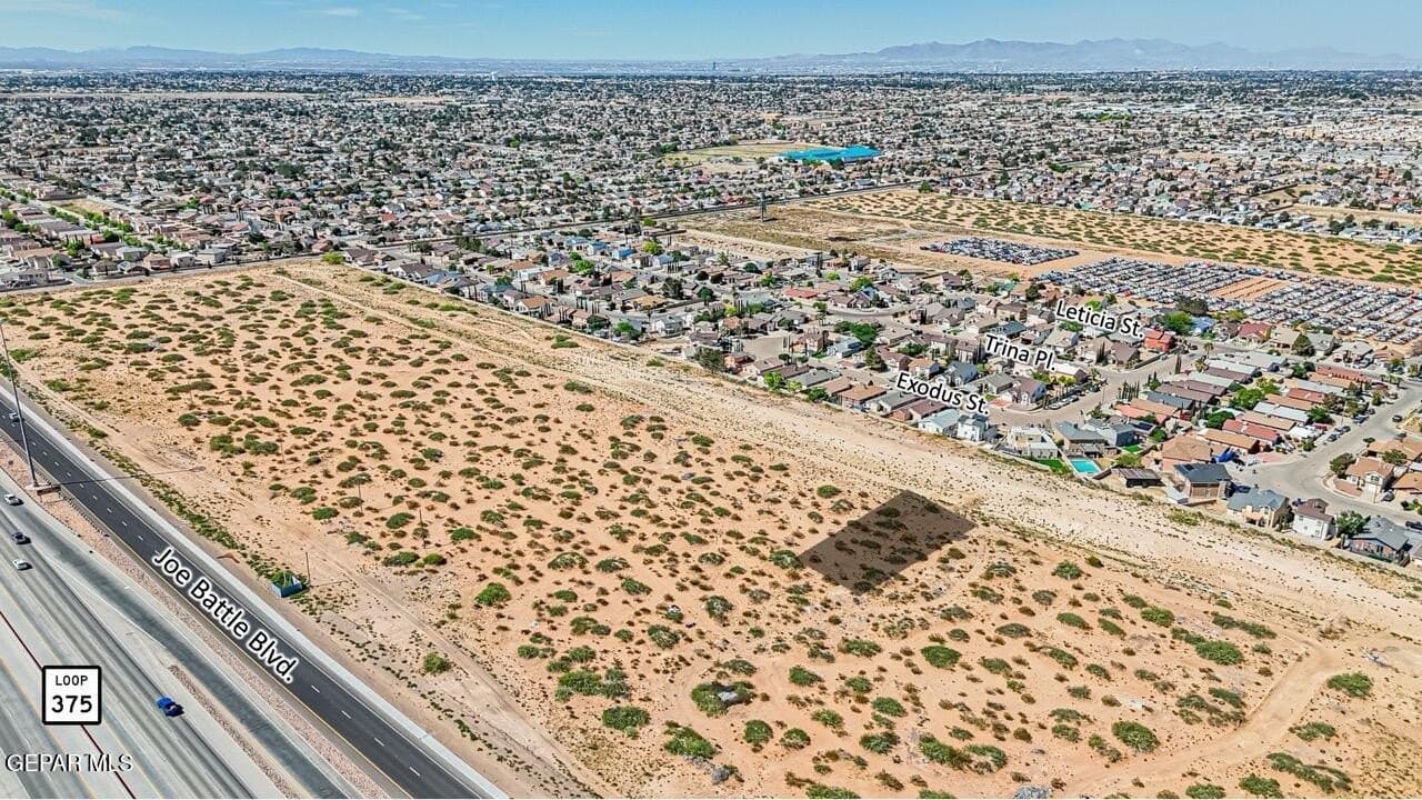 0.35 acres in El Paso County - photo 18
